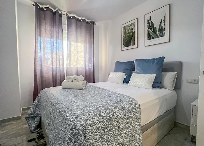 Oleholidays Costabella 2 Junto Al Mar Lejlighed Marbella